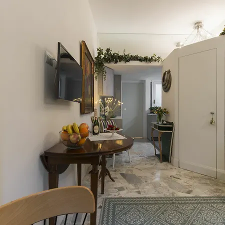 Apartment Cadorna Luxury Milan